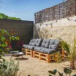 Hébergement de vacances La Maison D'ambre - Jacuzzi - Sauna- Clim Saumur