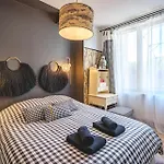 Hébergement de vacances La Maison D'ambre - Jacuzzi - Sauna- Clim