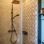 La Maison D'ambre - Jacuzzi - Sauna- Clim Hébergement de vacances Saumur