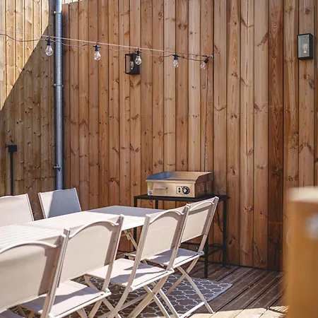 La Maison Dambre-Jacuzzi-Sauna-Clim-4Chambres 別荘 *