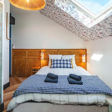La Maison Dambre-Jacuzzi-Sauna-Clim-4Chambres