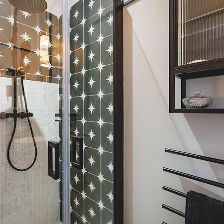 La Maison D'ambre - Jacuzzi - Sauna- Clim