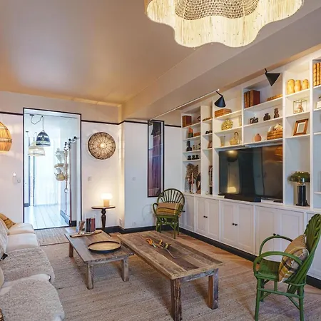 La Maison Dambre-Jacuzzi-Sauna-Clim-4Chambres 別荘