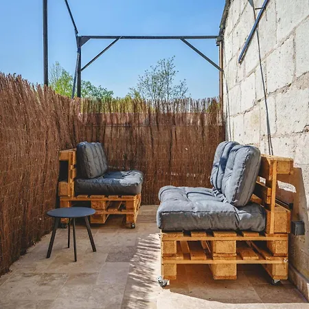 La Maison Dambre-jacuzzi-sauna-clim-4chambres