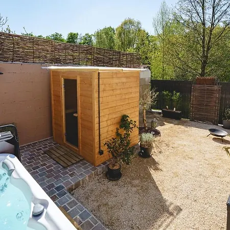 La Maison D'ambre - Jacuzzi - Sauna- Clim Saumur