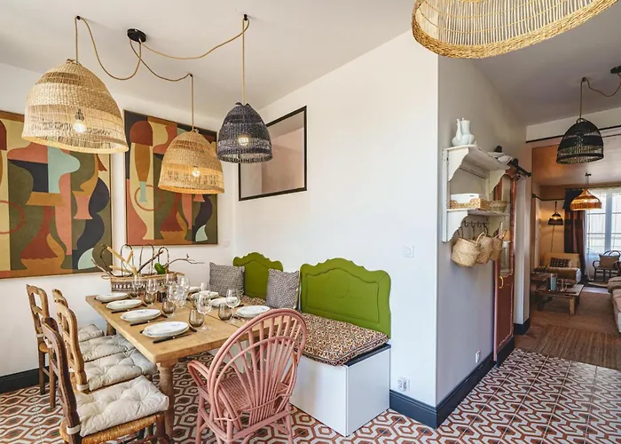 Holiday home La Maison D'ambre - Jacuzzi - Sauna- Clim Saumur