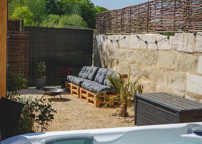 La Maison D'ambre - Jacuzzi - Sauna- Clim Saumur