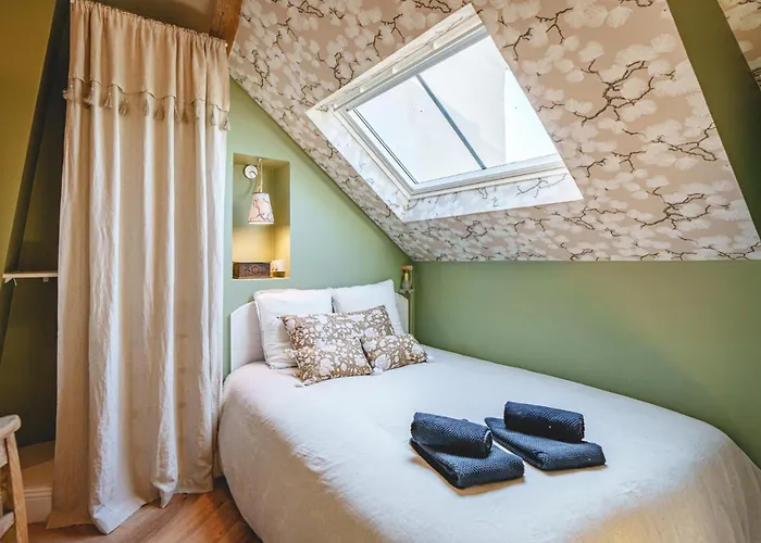 Holiday home La Maison D'ambre - Jacuzzi - Sauna- Clim