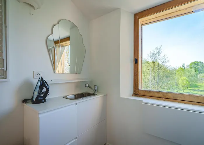 Holiday home La Maison D'ambre - Jacuzzi - Sauna- Clim Saumur